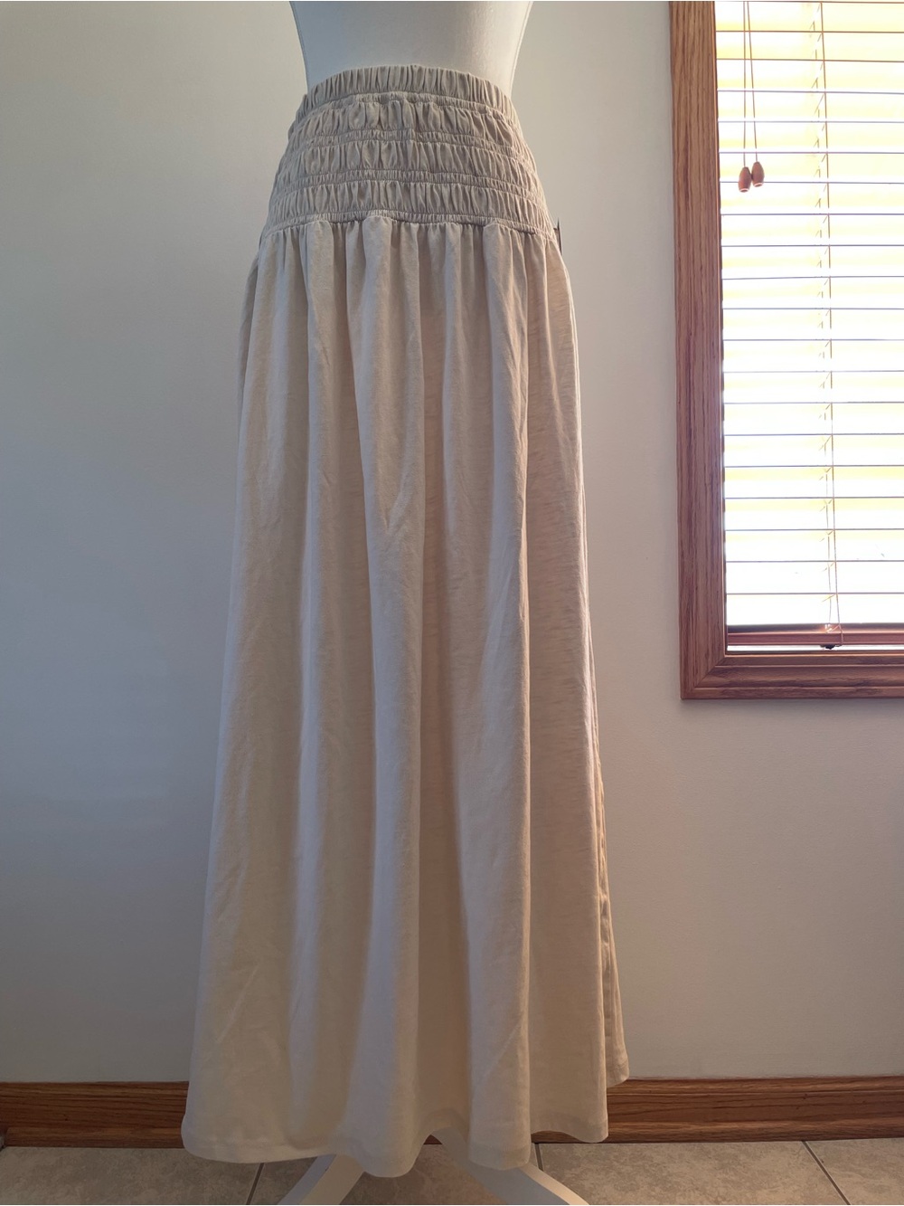 Smocked Waist Maxi Skirt Coastal Tan CottonBlend Iniversal Threads Medium - Picture 2 of 7